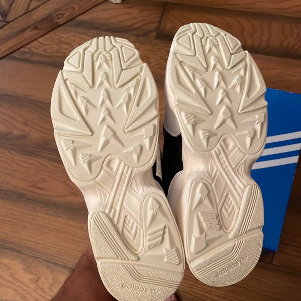 Adidas Yung 96 (Shoebox NOT included) - Picture 7 of 11